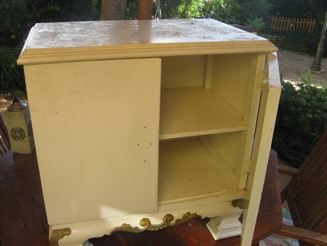 La habitación vá cogiendo forma....