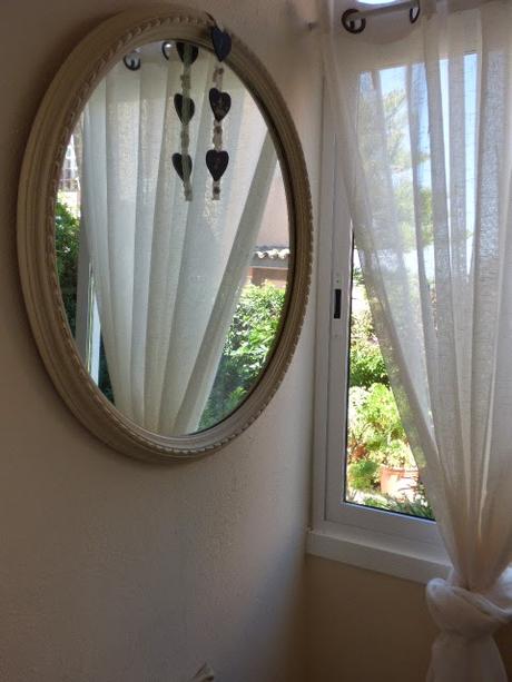 La habitación vá cogiendo forma....