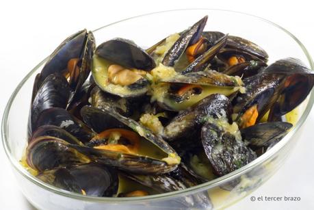 mejillones a la mediterranea