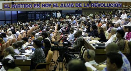 Todo proceso de cesión de protagonismo al Poder Popular pasa por el replanteamiento del papel del Partido dentro de la sociedad cubana. Foto: Ismael Francisco/Cubadebate