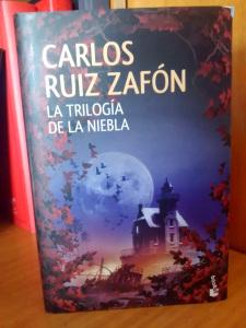 Carlos Ruiz Zafón, misterio, la trilogía de la niebla