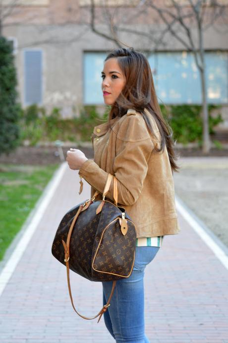 Camel and Green DSC_0008