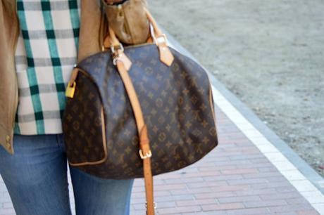 Camel and Green DSC_0007