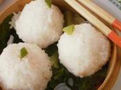 Bolas arroz rellenas langostinos jengibre cilantro vapor