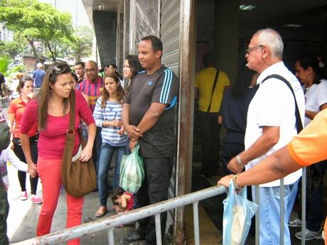 EL RECREO - DURANTE ESTA SEMANA VENTA DE LECHE EN POLVO EN SABANA GRANDE