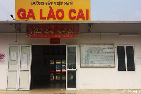 En tren (con moto) de Sapa (Lao Cai) a Hanoi