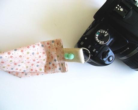 TUTORIAL CORREA DE TELA PARA CÁMARA DE FOTOS detalle tutorial correa camara