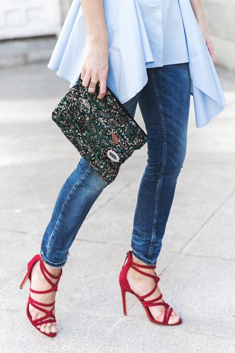 Ruffle_Shirt-Topshop_Skinny_JEans-BEaded_Clucth-Red_Sandals-Karen_Walker_Sunnies-Outfit-Street_Style-13