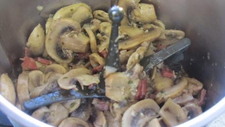 Champiñones al jamón