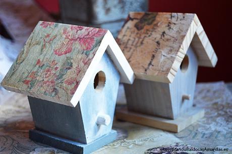 Casitas de madera decoradas con papel de arroz