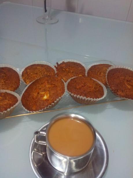 Magdalenas de zanahoria y manzana