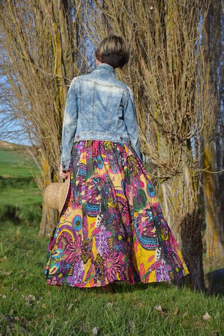 spring long printed dress denim jacket seventies street style