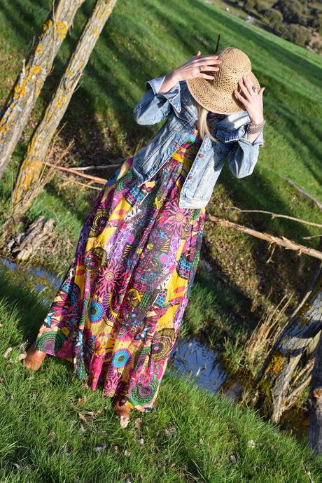 spring long printed dress denim jacket seventies street style