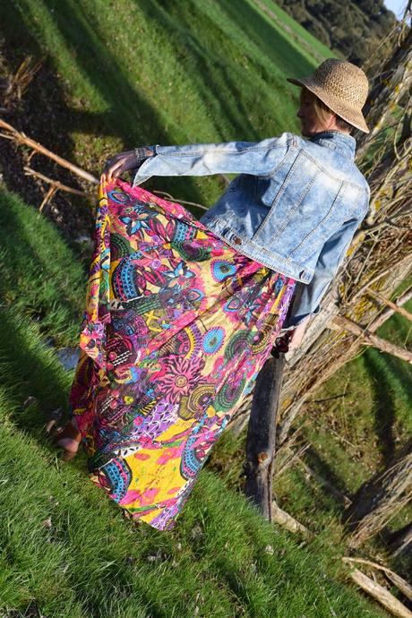 spring long printed dress denim jacket seventies street style