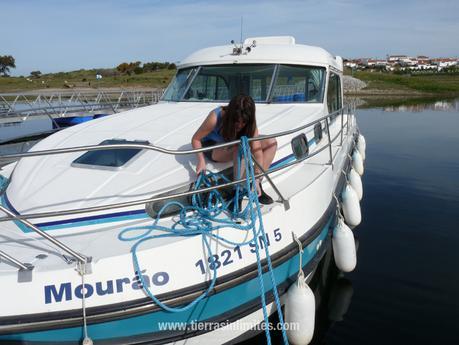 Mourão, el barco-casa de Amieira Marina