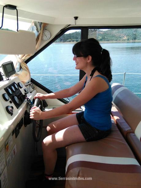 Patrón de barco en el Alentejo De capitana de barco