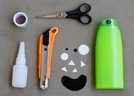 DIY: PORTALÁPICES HECHOS CON BOTES DE CHAMPÚ