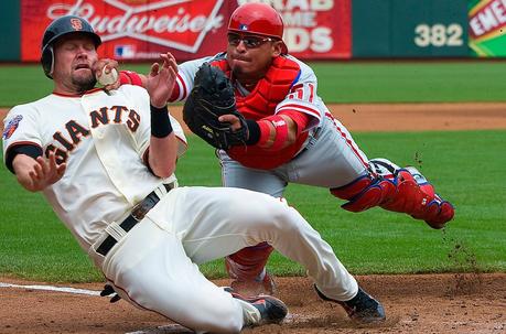 Fotos de Beisbol: Eliminado o Salvado