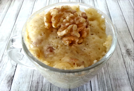 Mug cake de plátano y nueces