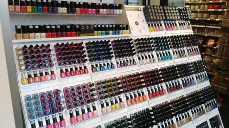 Hema inaugura su segunda tienda en la madrileña calle Orense Hema inaugura su segunda tienda en la madrileña calle Orense