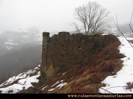 Ruta Orilles-Cueto Ventoso: Instalación abandonada