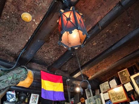 BAR PASTÍS,EL VOLEN TANCAR, L'AJUNTAMENT POT RESCATAR, COM FA AMB ALTRES LOCALS, CASES ETC ... A LA BARCELONA D 'ABANS, D' AVUI I DE SEMPRE...8-04-2015...!!! BAR PASTÍS,EL VOLEN TANCAR, L'AJUNTAMENT POT RESCATAR, COM FA AMB ALTRES LOCALS, CASES ETC ... A LA BARCELONA D 'ABANS, D' AVUI I DE SEMPRE...8-04-2015...!!!