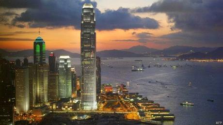 LA POBREZA QUE SE ESCONDE EN LOS TECHOS DE HONG KONG
