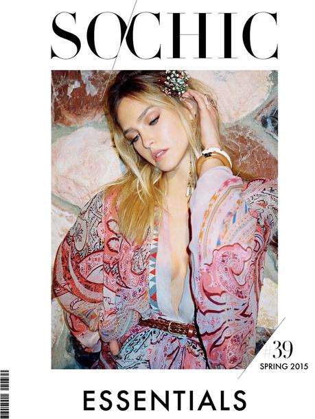 Bar Refaeli luce increíble para So Chic Magazine