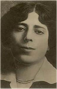 Maria Enriqueta, autora de Rosas de la Infancia.