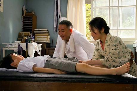 La casa del tejado rojo. Encantadora sencillez.