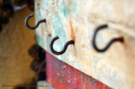 Colgador hecho por Julia Vicente Colgador vintage