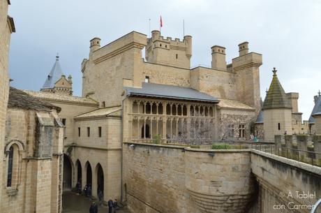 Olite, un Viaje en la Historia y el Tiempo