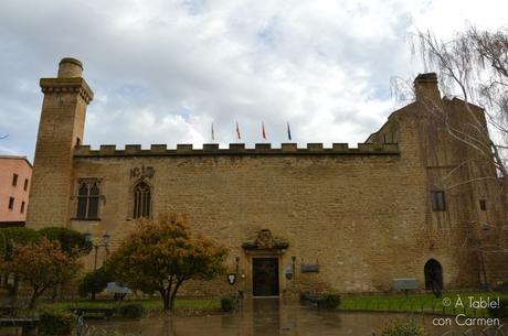 Olite, un Viaje en la Historia y el Tiempo