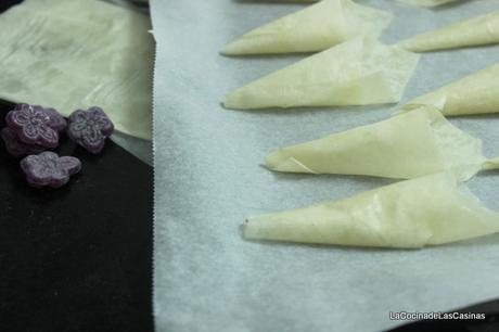 Capirotes de Caramelos de Violeta