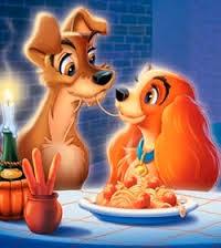 ESPAGUETIS CON TOMATE Y PALOMITAS DE POLLO CRUJIENTES CON VERDURAS