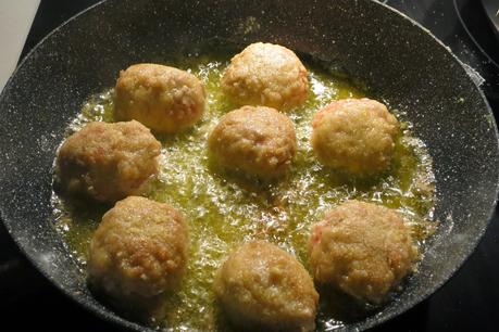 Albóndigas con salsa de tomate