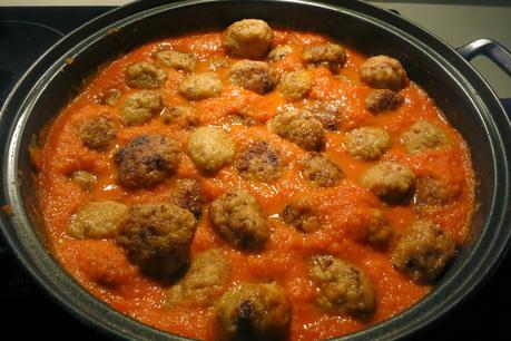 Albóndigas con salsa de tomate