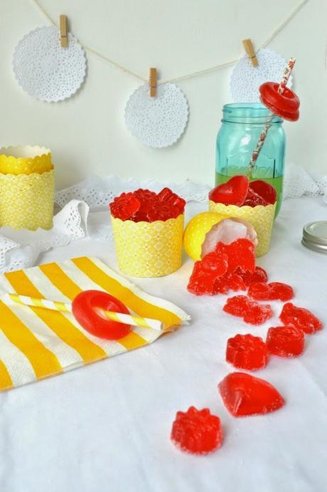 Chucherías caseras con zumo de frutas Chucherías caseras con zumo de frutas