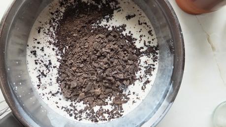 Receta de mamia o cuajada de leche de oveja y de chocolate