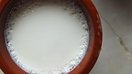 Receta de mamia o cuajada de leche de oveja y de chocolate