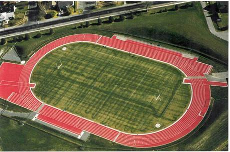 Peculiaridades de las pistas de atletismo Peculiaridades de las pistas de atletismo