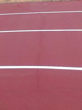 Peculiaridades de las pistas de atletismo Peculiaridades de las pistas de atletismo