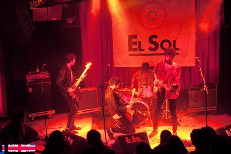 Jack Knife en el Sol