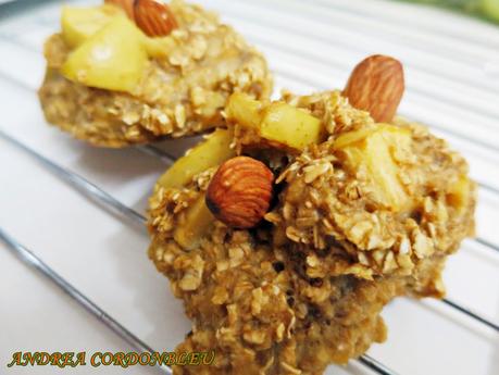 GALLETAS DE AVENA, PLÁTANO, MANZANA Y ALMENDRA.