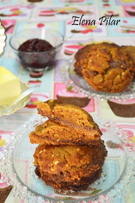 Cookies de mantequilla de cacahuete rellenas de mermelada (sin harina)