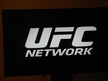 UFC se estrenó en Chile cc @ufc @MovistarChile @viax
