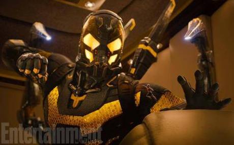 Primer vistazo a #CoreyStoll como #Yellowjacket, en la película #AntMan