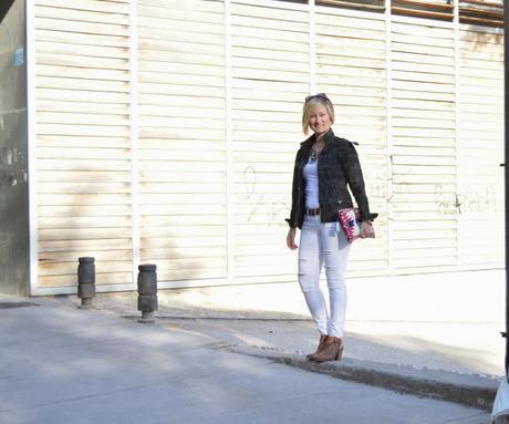 CAMUFLAJE CON TOQUE ÉTNICO CAMUFLAJE CON TOQUE ÉTNICO