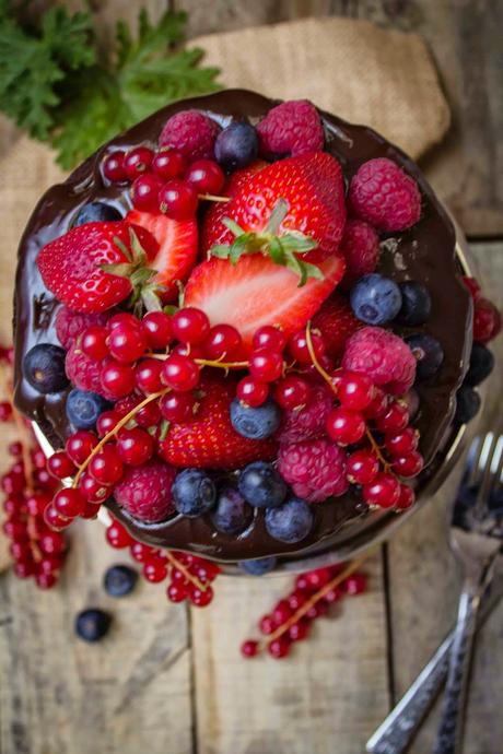 naked-cake-chocolate-frutos-rojos
