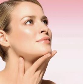 CÓMO REJUVENECER LA PIEL MIENTRAS DUERMES